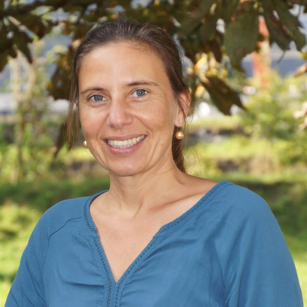 eveline-bleuer
